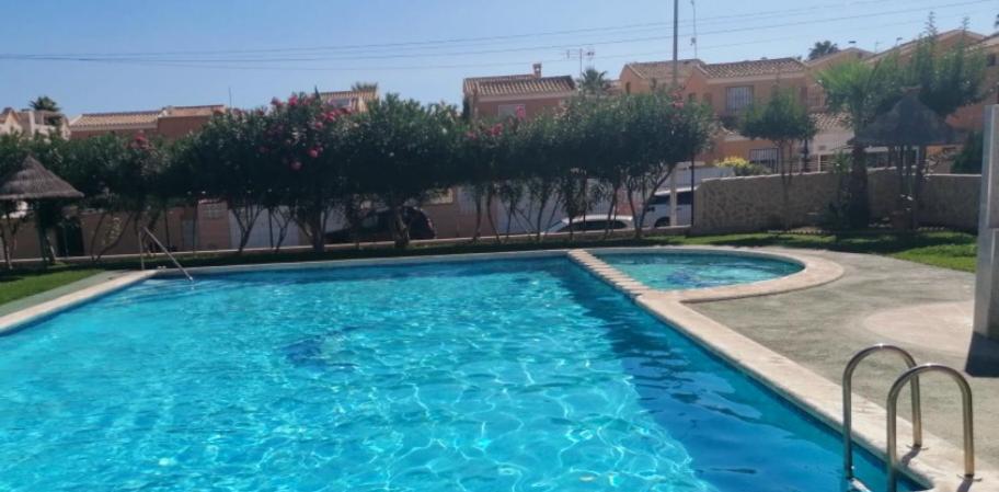 Apartament Casa Del Gato Rojo , Communal Swimming Pool , Terrace With Barbecue Torrevieja Exterior foto